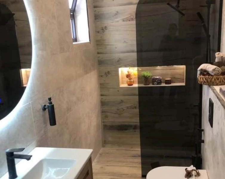 روف طابقي مميز جدا للبيع في دابوق